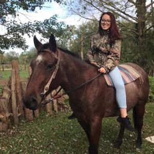 Meet your Posher, Abby